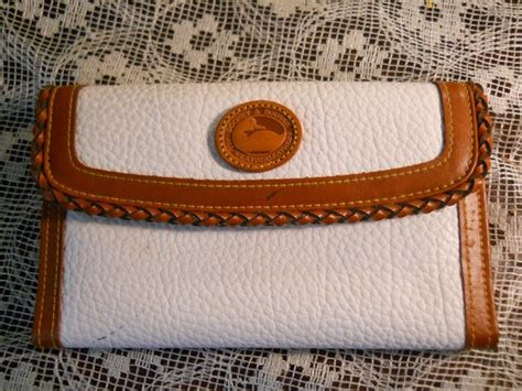 dooney & bourke wallets fake